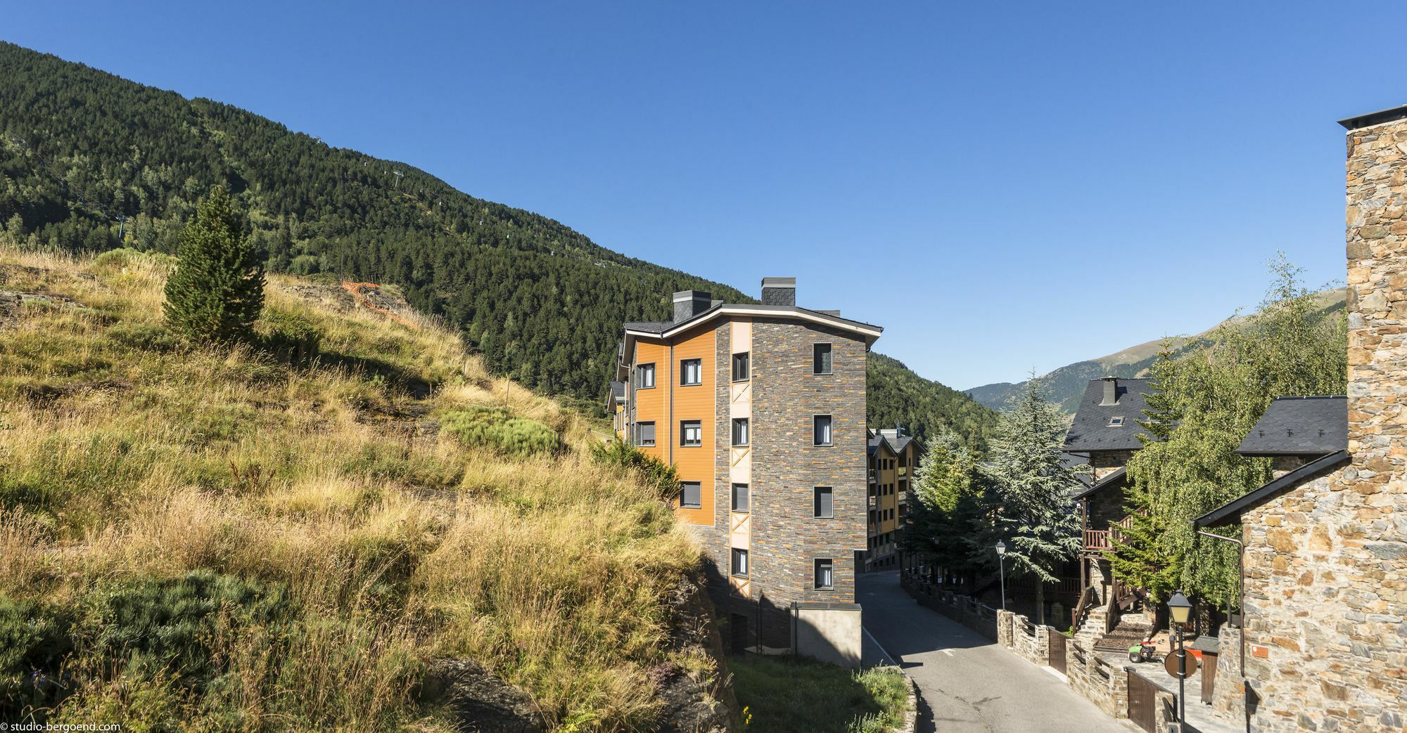 אל טארטר Pierre & Vacances Andorra Alba מראה חיצוני תמונה
